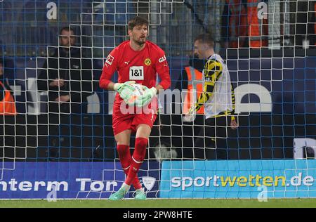 Bochum, Deutschland. 28th Apr, 2023. firo : 04/28/2023, football, soccer, 1st league, 1st Bundesliga, season 2022/2023, VfL Bochum - BVB, Borussia Dortmund 1: 1 goalwart Gregor KOBEL, BVB, full figure Credit: dpa/Alamy Live News Stock Photo