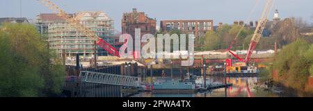 New Partick bridge being built to link Govan over the River Clyde Stock Photo