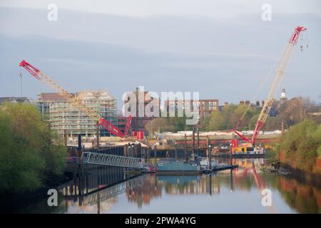 New Partick bridge being built to link Govan over the River Clyde Stock Photo