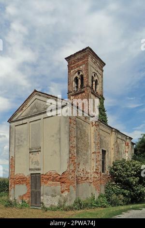 Turano Lodigiano (Türàn in dialetto lodigiano) è un comune italiano di 1 497 abitanti della provincia di Lodi in Lombardia. Stock Photo