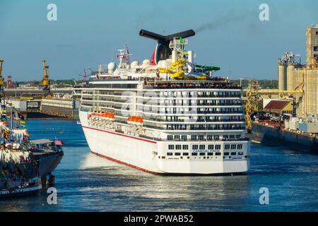 Carnival Pride is a Spirit-class cruise ship operated by Carnival Cruise Line. Built by Kværner Masa-Yards at its Helsinki New Shipyard in Helsinki Stock Photo