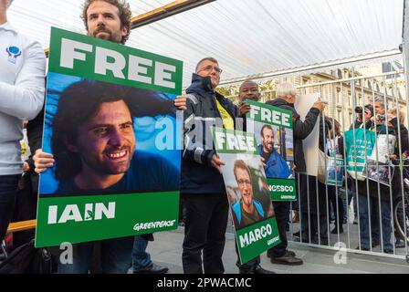 Paris, France, Greenpeace, Environmental Activists,  N.G.O. Demonstration to Free Jailed Climate Activists, Protest Signs, international Politics Stock Photo