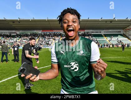 Niall Ennis 11 of Plymouth Argyle v during the Sky Bet League 1