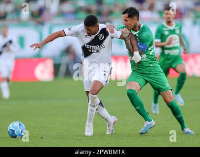 SC - CHAPECO - 04/29/2023 - BRAZILEIRO B 2023, CHAPECOENSE X PONTE PRETA - Vitor Ramos, Chapecoense player, competes with Matheus Jesus, Ponte Preta player, during a match at the Arena Conda stadium for the BRAZILIAN B 2023 championship. Photo: Liamara Polli/ AGIF/Sipa USA Stock Photo