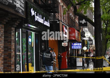 Manhattan, United States. 29th Apr, 2023. Shooting in Manhattan, New York, United States on April 29, 2023. At 1743 hours, Saturday evening one person was shot in the hip and shoulder near the area of 9th Avenue and West 46th Street. According to the New York City Police Department, the person shot is in stable condition. No suspects are captured at this time. (Photo by Kyle Mazza/Sipa USA) Credit: Sipa USA/Alamy Live News Stock Photo