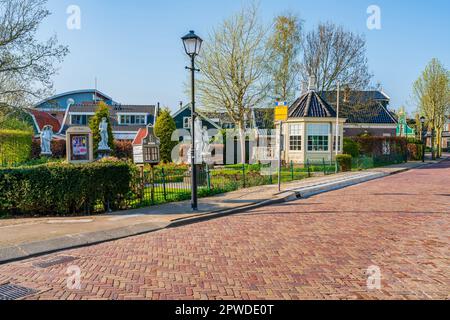 ZAANDIJK, HOLLAND - APRIL 17, 2023: Zaandijk in municipality of Zaanstad is neighbourhood of Zaanse Schans Stock Photo