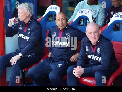 L-R West Ham United manager David Moyes, First team coach Paul Nevin and  Assistant manager Scotland Billy McKinlay during English Premier League soc Stock Photo