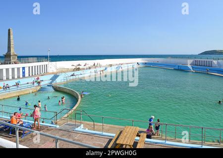 Jubilee Pool Art Jubilee Pool Art Deco Lido on seafront, Promenade, Penzance, Cornwall, England, United Kingdom Stock Photo