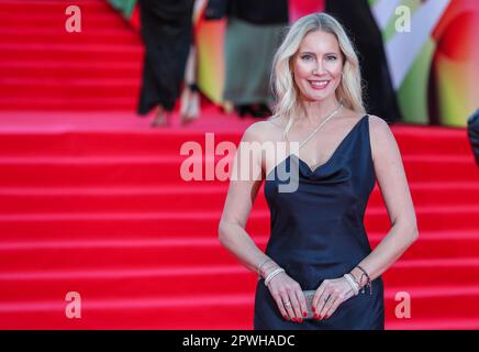 Porno eshak ishlari Anna Samoxina, aktrisa, yalangoch