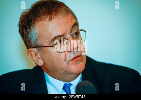 Brussels, Belgium, European Aids Conference with Sida-Info-Service, Portrait, Panel, Speaking, Alain CHIAPELLO, Psychiatrie, Portrait, French Doctor, Psychiatrist, 1996 Stock Photo