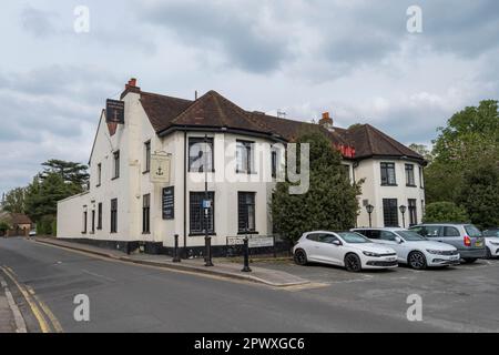 The Anchor restaurant and public house in Church Square, Shepperton, Surrey, UK. Stock Photo