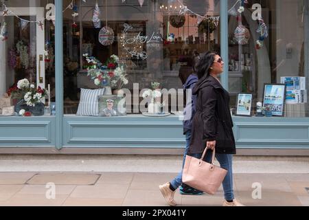 Henley-on-Thames, Oxfordshire, UK. 1st May, 2023. There are plenty of red, white and blue Coronation themed window displays in the shops in Henley-on-Thames in Oxfordshire ahead of the Coronation of the King this Saturday. Many towns will be holding Coronation street parties over the Coronation weekend. Credit: Maureen McLean/Alamy Live News Stock Photo