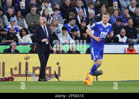 Leicester, UK. 1st May 2023Everton Manager Sean Dyche shouts from the touchline during the Premier League match between Leicester City and Everton at the King Power Stadium, Leicester on Monday 1st May 2023. (Photo: James Holyoak | MI News) Credit: MI News & Sport /Alamy Live News Stock Photo