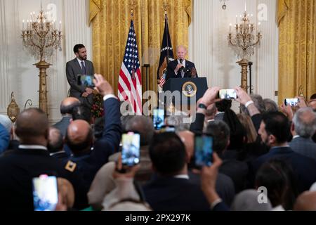 Washington, Vereinigte Staaten. 01st May, 2023. United States President Joe Biden hosts a reception celebrating Eid-al-Fitr the White House in Washington, DC, May 1, 2023. Credit: Chris Kleponis/CNP/dpa/Alamy Live News Stock Photo