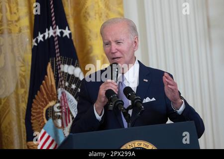 Washington, Vereinigte Staaten. 01st May, 2023. United States President Joe Biden hosts a reception celebrating Eid-al-Fitr the White House in Washington, DC, May 1, 2023. Credit: Chris Kleponis/CNP/dpa/Alamy Live News Stock Photo