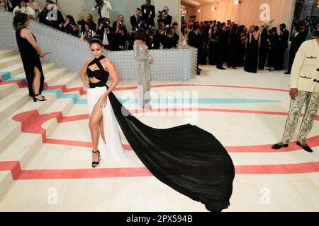 New York, USA. 01 May 2023.  Vanessa Hudgens on the red carpet during The 2023 Met Gala honoring Karl Lagerfeld, A Line of Beauty, held at the Metropolitan Museum of Art in New York, USA, Monday May 1, 2023.  Credit:  Jennifer Graylock Stock Photo