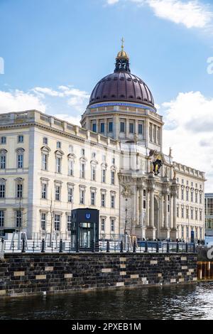 City Palace in the district Mitte, west facade with dome, Berlin, Germany. das Stadtschloss im Bezirk Mitte, Westfassade mit Kuppel, Berlin, Deutschla Stock Photo