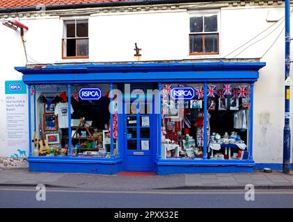 The Royal Society for the Protection of Cruelty to Animals (RSPCA) charity shop in the North Norfolk town of Sheringham, Norfolk, England, UK. Stock Photo