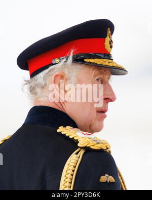 His Majesty the King inspects the 200th Sovereign's Parade at Royal Military Academy, Sandhurst.  His Majesty The King inspects the 200th Sovereign's Stock Photo