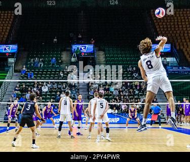 Fairfax, Virginia, USA. 2nd May, 2023. SOTIRIS SIAPANIS (8) of Long Beach State University serves the ball during the quarterfinal match against Grand Canyon University in the 2023 NCAA Men's Volleyball Championship. (Credit Image: © Robert Blakley/ZUMA Press Wire) EDITORIAL USAGE ONLY! Not for Commercial USAGE! Stock Photo