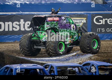 Go Behind the Scenes of Monster Trucks (2017) 