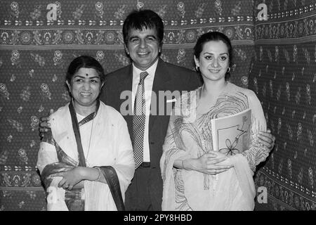 Indian old vintage 1980s black and white bollywood cinema hindi movie film actor, India, Dilip Kumar, Indian actor, Saira Banu wife, Lata Mangeshkar, Indian singer, India Stock Photo