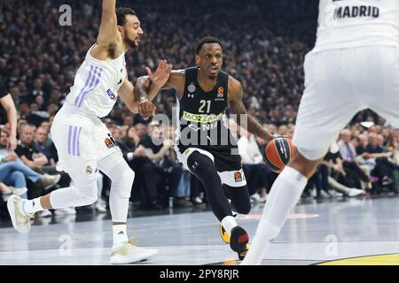 Belgrade, Serbia, 4 May 2023. James Nunnally of Partizan Mozzart Bet  Belgrade talks to his teammates after the defeat during the Play Offs Game 4  - 2022/2023 Turkish Airlines EuroLeague match between