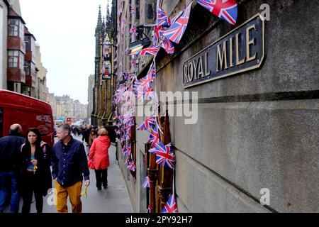 Edinburgh, Scotland, UK. 3rd May 2023. Preparations for the Coronation of King Charles III  on Saturday 6th May 2023, at Westminster Abbey in full swing along the Royal Mile.  Credit: Craig Brown/Alamy Live News Stock Photo