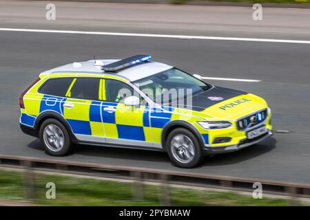 Greater Manchester.  3 May 2023; Greater Manchester Police Interceptors deploy Stinger on M61 using T pack vehicles after a high-speed pursuit. Suspect vehicle was disabled by the use of Stinger spikes across three lanes of the Motorway. Credit ZarkePixAlamyLiveNews Stock Photo