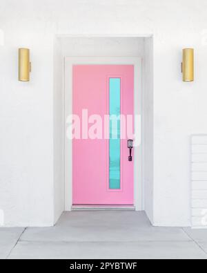 Pink Door on a Mid-Century Modern Home in Palm Springs, California Stock Photo