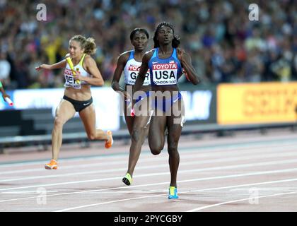 London Stadium, East London, UK. 12th Aug, 2017. IAAF World Championships, Day 9; Tori Bowie of USA anchors the team home to win the 4x100 metres relay womens final to be crowned World Champion as they finish ahead of team GBR's Daryll Neita Credit: Action Plus Sports/Alamy Live News Stock Photo