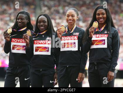 London Stadium, East London, UK. 13th Aug, 2017. IAAF World Championships, Day 10; Aaliyah Brown of USA, Allyson Felix of USA, Morolake Akinosun of USA, Tori Bowie of USA pose with the gold medal for 4x100 metres relay during the medal ceremony Credit: Action Plus Sports/Alamy Live News Stock Photo
