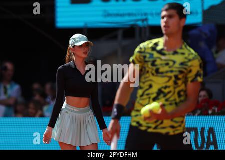 Madrid, Espagne. 03rd May, 2023. Carlos Alcaraz (Esp) with a ballgirl during the Mutua Madrid Open 2023, Masters 1000 tennis tournament on May 3, 2023 at Caja Magica in Madrid, Spain - Photo Antoine Couvercelle/DPPI Credit: DPPI Media/Alamy Live News Stock Photo