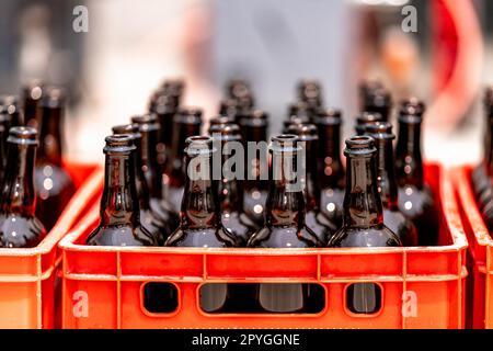 https://l450v.alamy.com/450v/2pyggne/drink-bottles-in-crates-in-storage-2pyggne.jpg