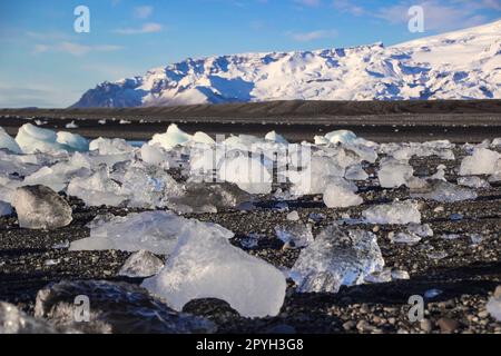 Sunrise at diamond beach, near jokulsarlon lagoon, Iceland Stock Photo