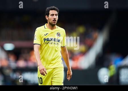 Daniel Parejo (Villarreal CF, #10) in action during the LaLiga Santander match between Valencia CF versus Villarreal CF, in Valencia, Spain, 3 May 202 Stock Photo