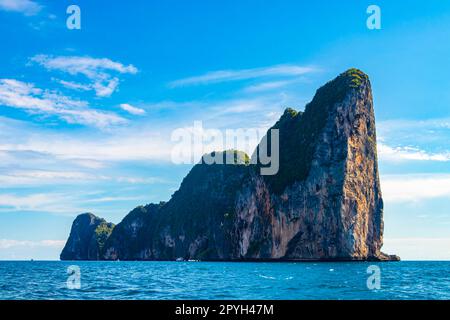 Beautiful tropical limestone islands on Koh Phi Phi Leh Thailand. Stock Photo