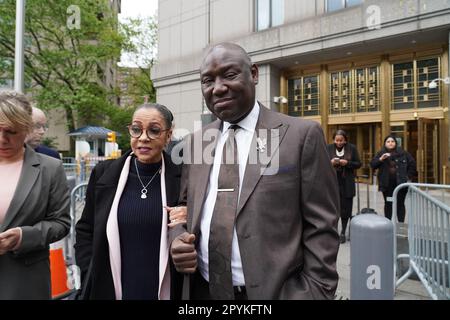 New York, United States. 02nd May, 2023. Kathryn Griffin-Townsend (Marvin Gaye's daughter) and lawyer Ben Crump leaves Manhattan Federal Court building after hearing over alleged copyright infringement by musician Ed Sheeran of music 'Let's Get It On' written by Marvin Gaye. (Photo by Catherine Nance/SOPA Images/Sipa USA) Credit: Sipa USA/Alamy Live News Stock Photo