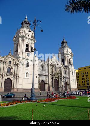 Basilica y Monasterio de Santo Domingo, the church in Lima, Peru Stock ...