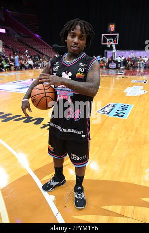 Sunrise FL, USA. 03rd May, 2023. Jack McClinton and Haley Cavinder are seen  on the court during the Wooshi World Celebrity Basketball Classic at The  FLA Live Arena on May 3, 2023