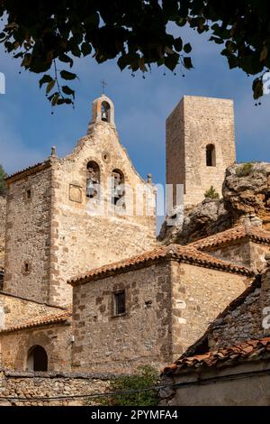 iglesia de San Miguel y torreón de origen islámico, Chaorna, Soria,  comunidad autónoma de Castilla y León, Spain, Europe Stock Photo