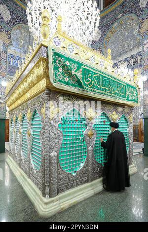 Sayyidah Zaynab, Damascus, Syria. 3rd May, 2023. Iranian President EBRAHIM RAISI attends Sayyidah Zaynab Mosque in Damascus on May 3, 2023. The visiting Iranian president hailed al-Assad for overcoming sanctions and achieving ''victory'' in the country's 12-year-long civil war, in which Tehran has been a significant ally. (Credit Image: © Iranian Presidency via ZUMA Press Wire) EDITORIAL USAGE ONLY! Not for Commercial USAGE! Stock Photo