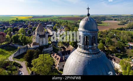 Aerial view of the Saint Quiriace Collegiate Church in Provins, a medieval city in Seine et Marne, France - Slate dome on top of a hill in the French Stock Photo