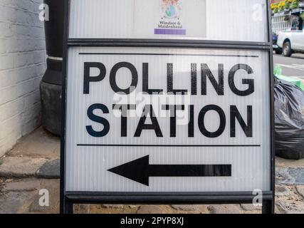 Eton, Windsor, Berkshire, UK. 4th May, 2023. A Polling Station sign outside the Town Hall in Eton High Street, Windsor on Local Elections Day. Credit: Maureen McLean/Alamy Live News Stock Photo