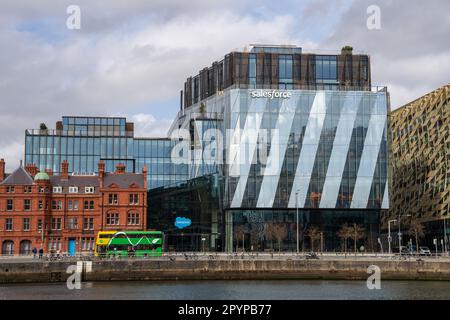 Dublin Docklands, Dublin 1, Ireland, 29th March 2023. Salesforce Tower Dublin Glass Office block overlooking river Liffey Stock Photo