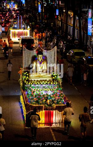 Kuala Lumpur, Malaysia. 04th May, 2023. A Buddha statue float and devotees parade during the Wesak Day procession in Kuala Lumpur. Wesak, or spelled as Vesak, also known as Buddha Purnima or Buddha Day, is a day celebrated by Buddhists around the world on May 4, to celebrate the holy Vesak to honor the birth, enlightenment, and passing of the Lord Buddha 2,550 years ago. Credit: SOPA Images Limited/Alamy Live News Stock Photo