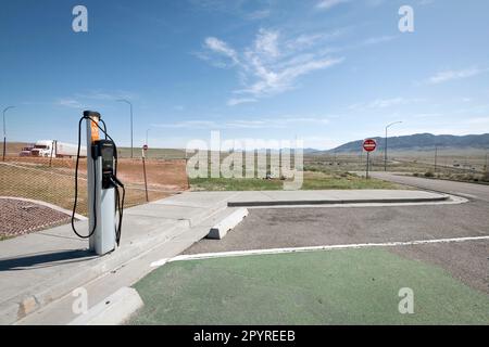 Usa, Utah. Electric vehicle charging station located at a rural rest stop. Stock Photo
