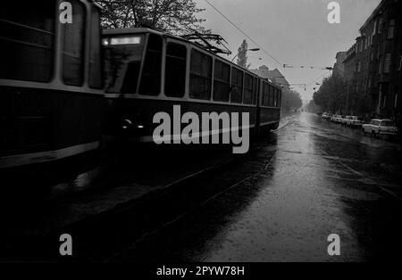 GDR, Berlin, 29.04.1989, Oranienburger Straße during rain, streetcar, [automated translation] Stock Photo