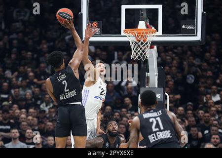 Belgrade, Serbia, 4 May 2023. Walter Tavares of Real Madrid tries to block Zach Leday of Partizan Mozzart Bet Belgrade during the Play Offs Game 4 - 2022/2023 Turkish Airlines EuroLeague match between Partizan Mozzart Bet Belgrade and Real Madrid at Stark Arena in Belgrade, Serbia. May 4, 2023. Credit: Nikola Krstic/Alamy Stock Photo