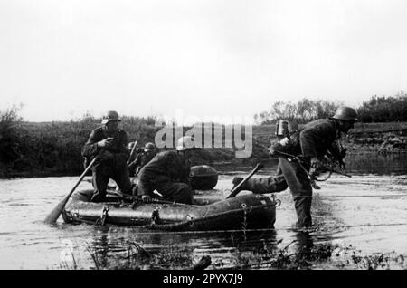 Raft bag Black and White Stock Photos & Images - Alamy